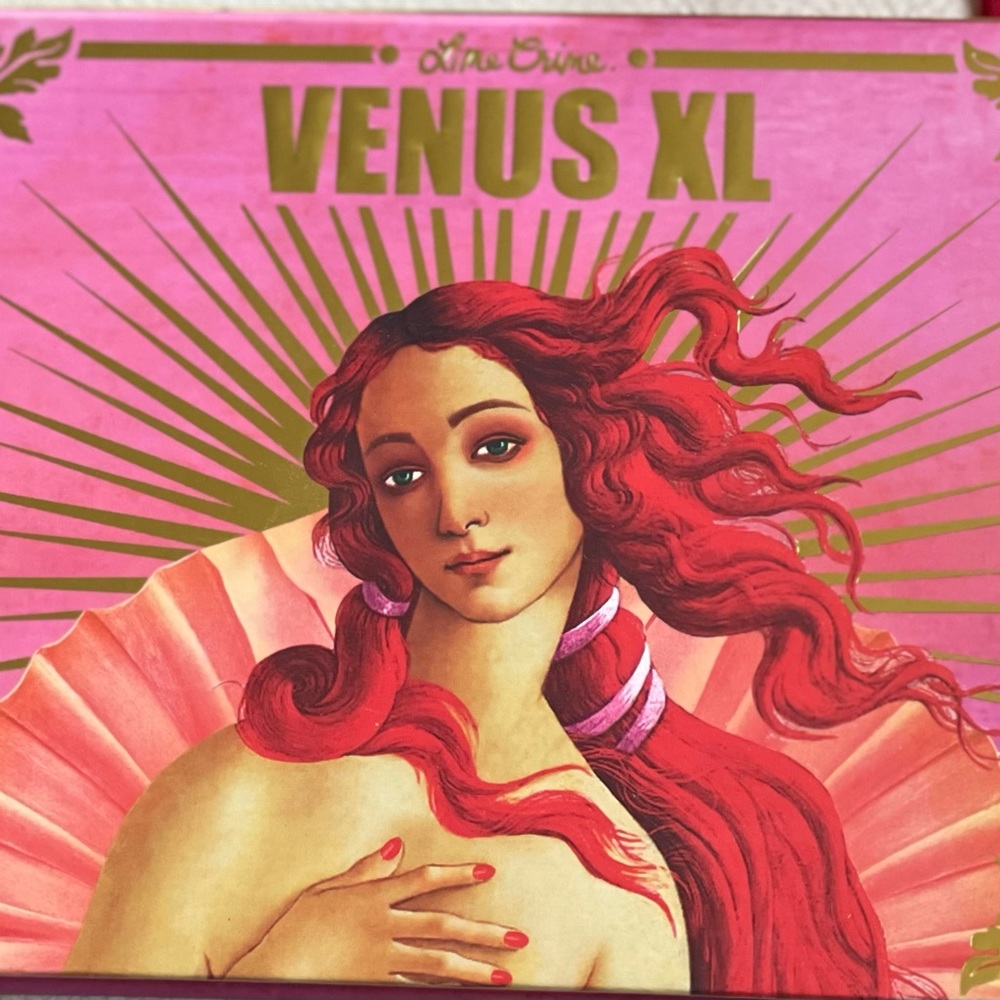 Brand new Venus XL Eyeshadow Palette